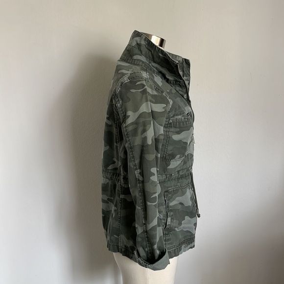 Camo Jacket - Picture 3 of 7